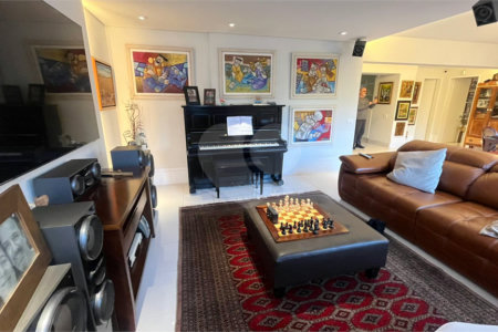 Apartamento à venda com 3 suítes em Vila Suzana, São Paulo, SP