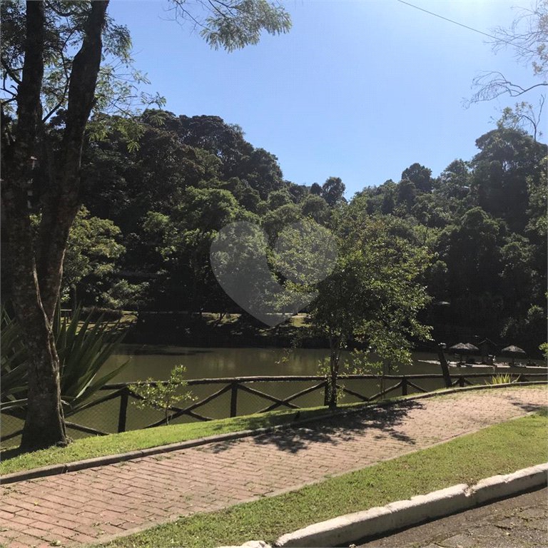 Terreno à venda no condomínio Parque Imperial da Cantareira, Mairiporã - SP