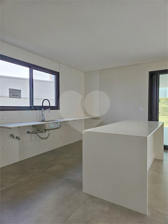 Casa à venda com 4 suítes no condomínio Reserva do Paratehy, São José dos Campos - SP