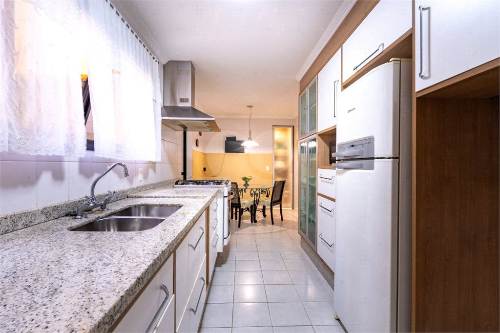 Apartamento à venda com 3 suítes em Vila Suzana, São Paulo, SP