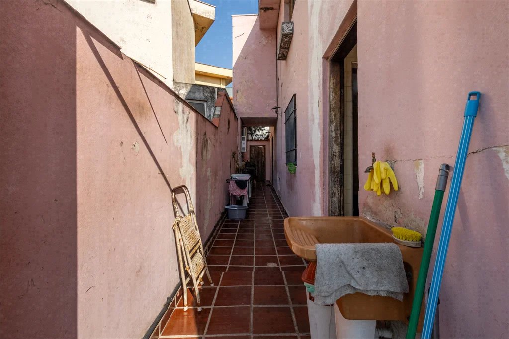 Sobrado à venda com 3 quartos em Vila Sônia, São Paulo, SP