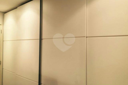 Apartamento à venda com 2 suítes em Real Parque, São Paulo, SP