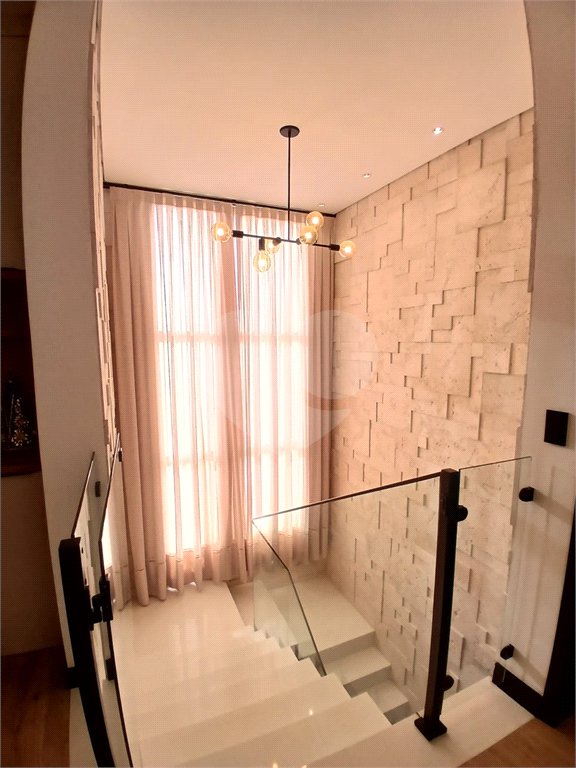 Casa à venda com 3 suítes em Pinheirinho, Vinhedo, SP