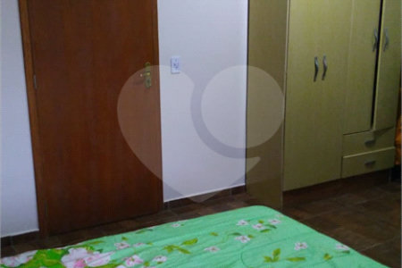 Casa à venda com 1 quarto em Água Vermelha, Poá, SP