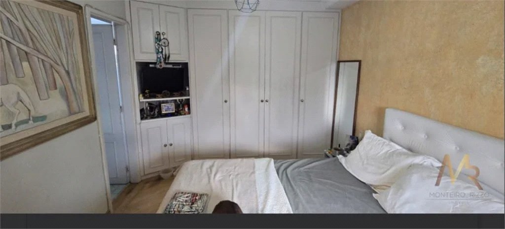 Apartamento à venda com 3 quartos, sendo 1 suíte,  em Paraíso do Morumbi, São Paulo, SP