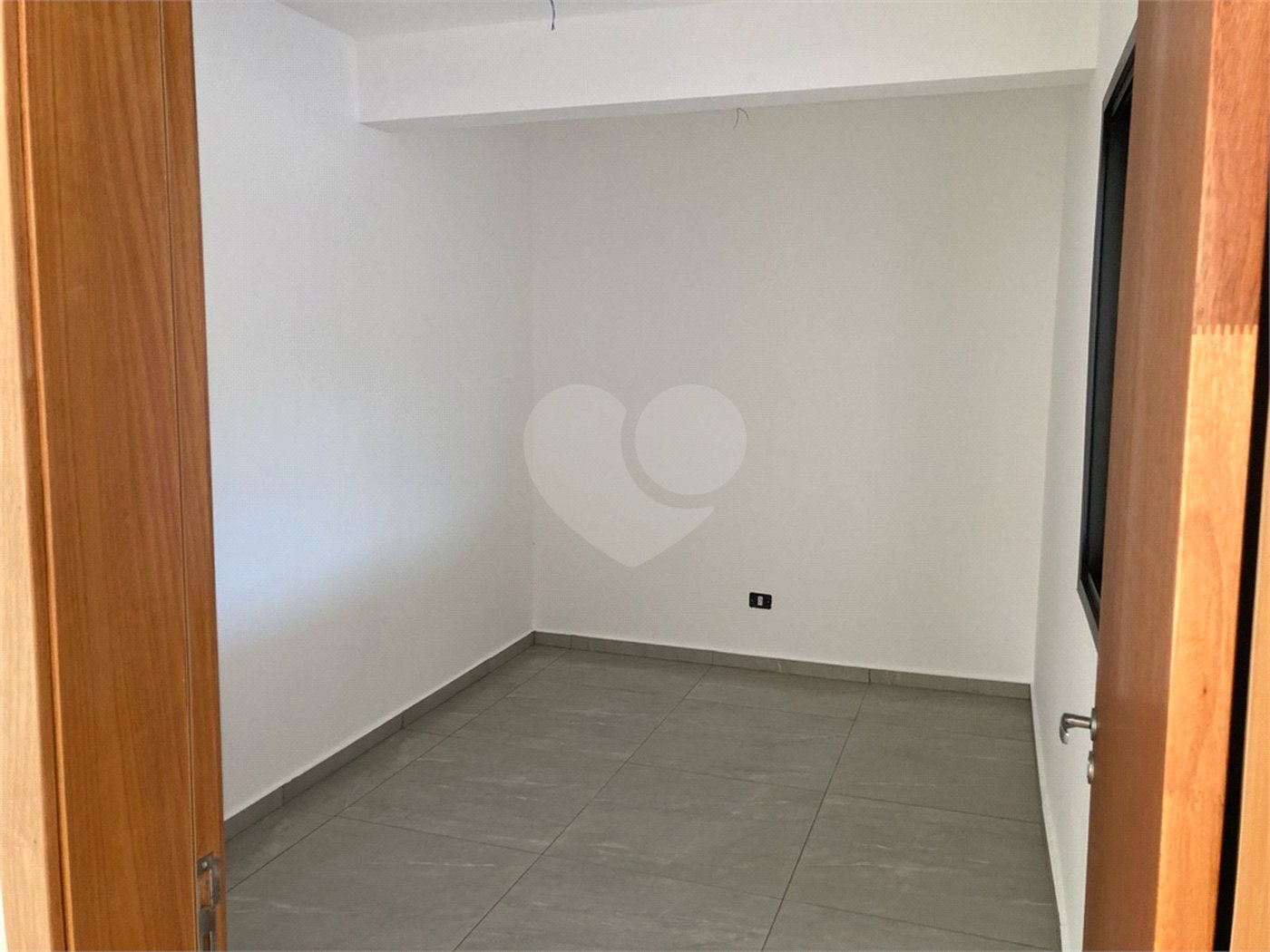 Casa à venda com 4 quartos, sendo 3 suítes,  no condomínio Reserva Granja Anita, Mogi das Cruzes - SP