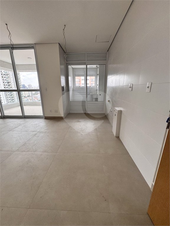 Apartamento à venda com 3 quartos, sendo 1 suíte, em Cidade Mãe do Céu, São Paulo, SP