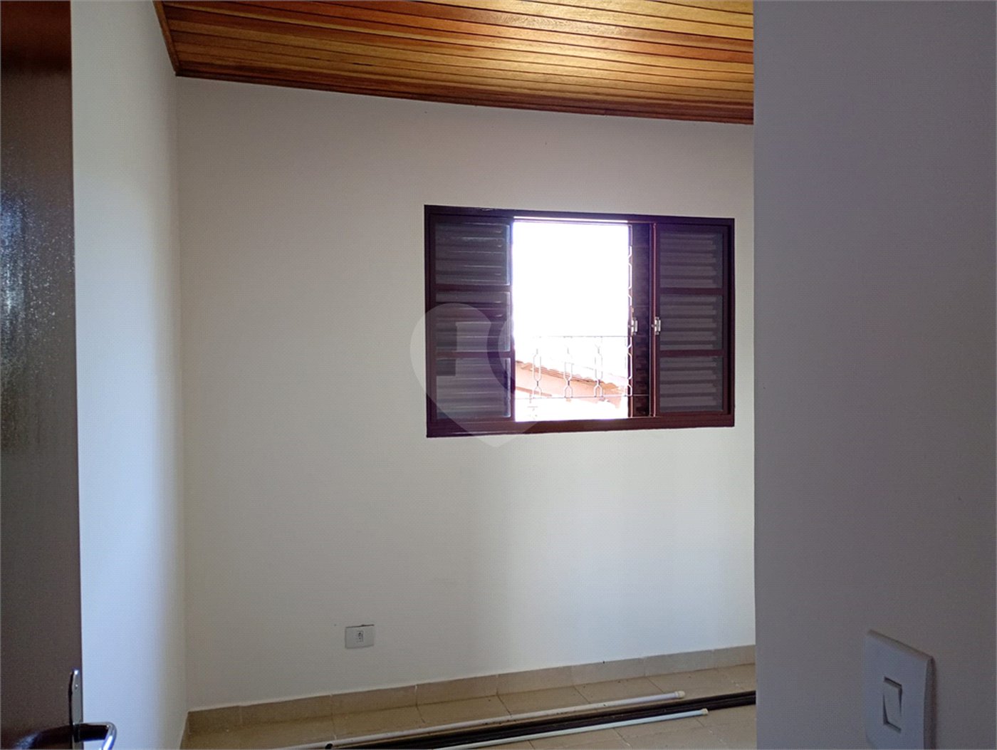 Casa Térrea à venda com 3 quartos em Guaxinduva, Atibaia, SP