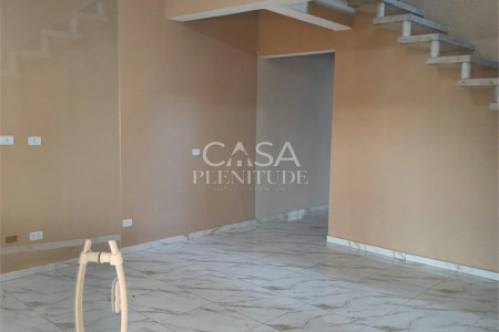 Sobrado à venda com 2 quartos, sendo 1 suíte, em Jardim dos Pássaros, Sorocaba, SP
