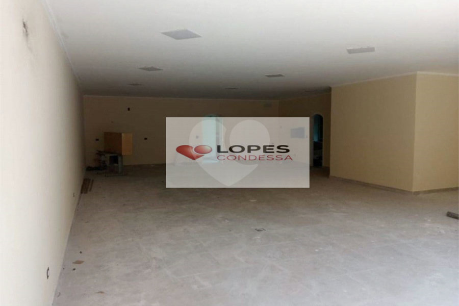 Casa à venda com 3 suítes no condomínio Alpes da Cantareira, Mairiporã - SP