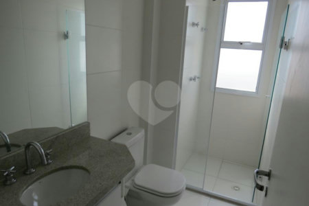 Apartamento à venda com 3 quartos, sendo 1 suíte, em Morumbi, São Paulo, SP