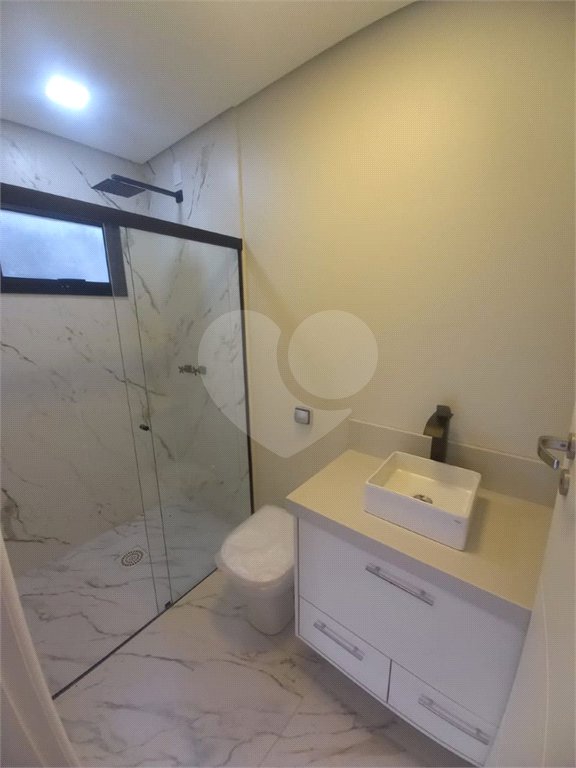 Casa à venda com 4 suítes no condomínio Estância Marambaia, Vinhedo - SP
