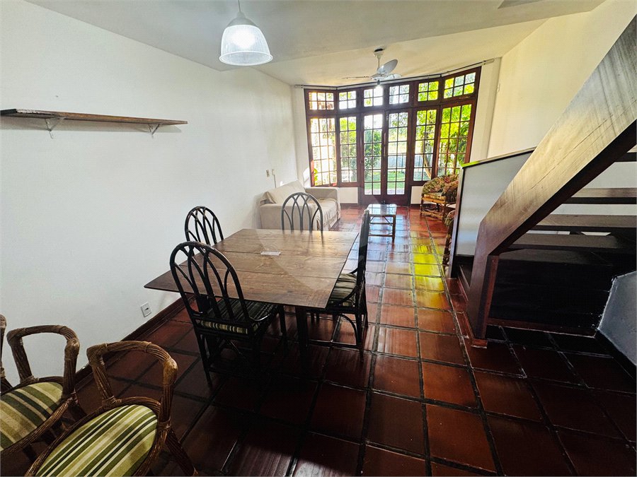 Casa em condomínio para alugar com 2 quartos em Marina, Armação dos Búzios, RJ
