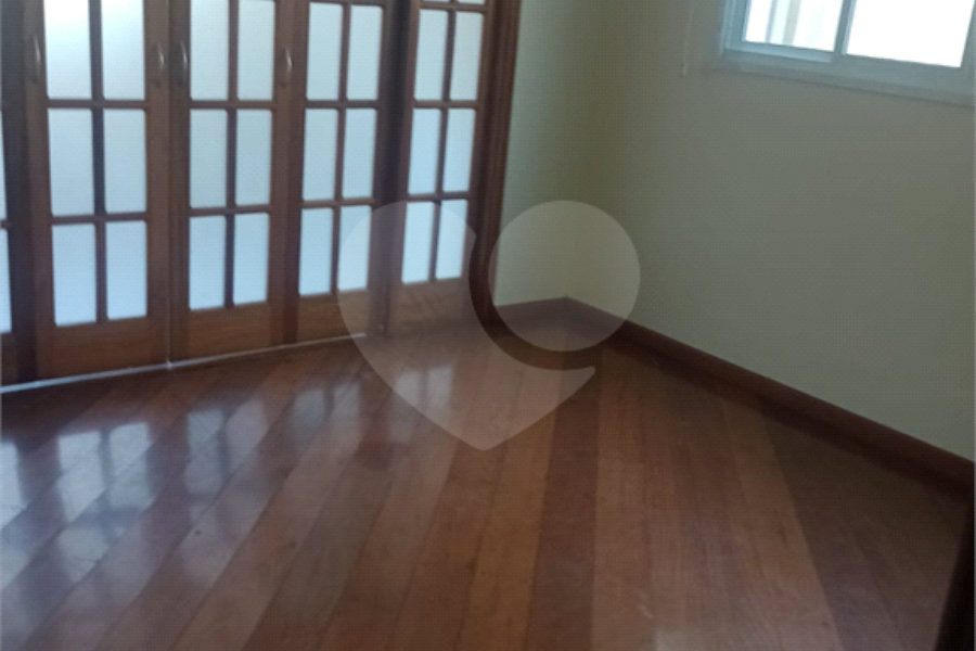 Sobrado à venda com 3 quartos em Sapopemba, São Paulo, SP