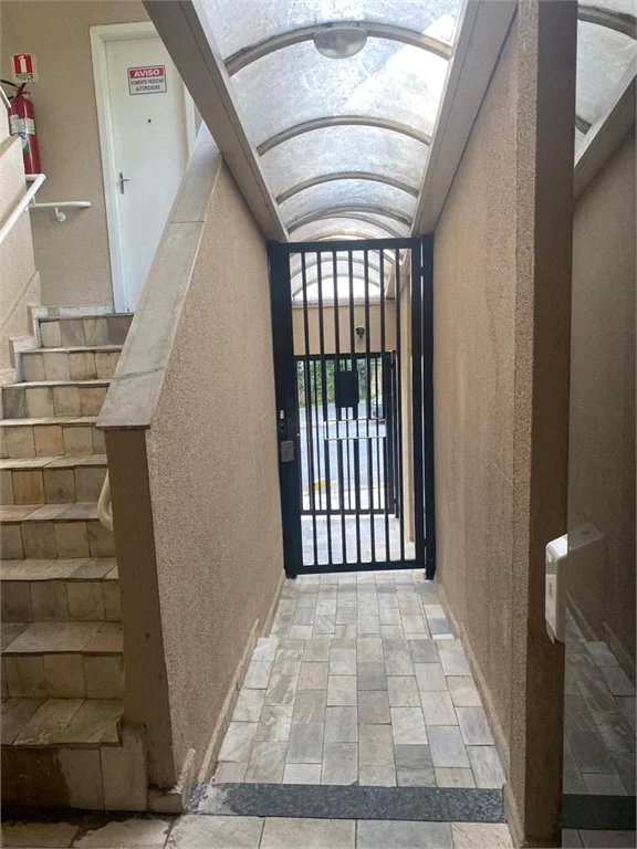 Apartamento à venda com 3 quartos em Vila Suzana, São Paulo, SP