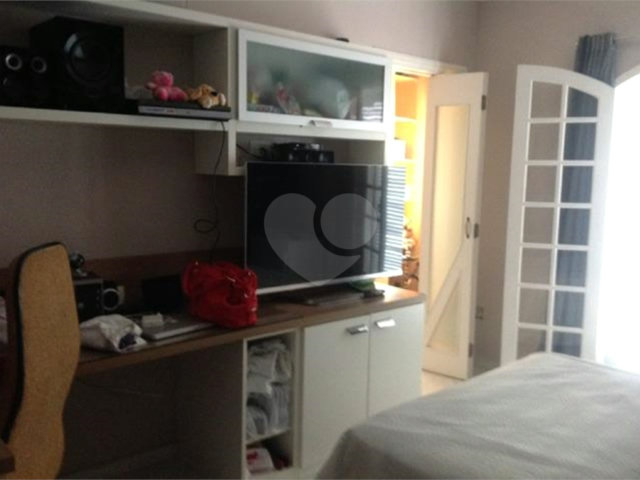 Sobrado à venda com 3 quartos, sendo 1 suíte,  em Jardim França, São Paulo, SP