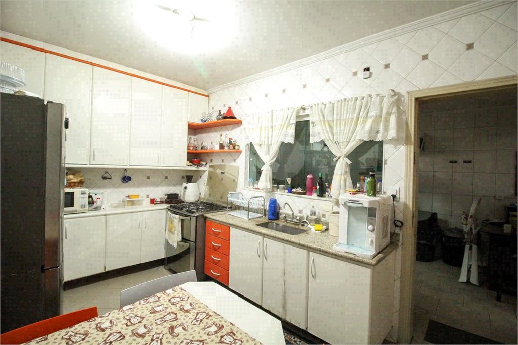 Casa à venda com 5 quartos, sendo 3 suítes, em Vila Paulicéia, São Paulo, SP