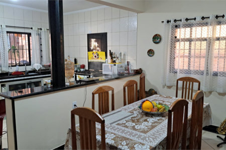 Casa à venda com 3 quartos, sendo 1 suíte,  em Jardim Universo, Mogi das Cruzes, SP