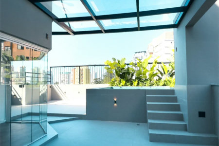 Cobertura à venda com 3 quartos, sendo 1 suíte,  em Vila Andrade, São Paulo, SP