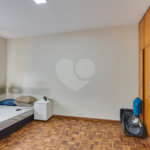 Sobrado à venda com 5 quartos, sendo 3 suítes, em Jardim Marajoara, São Paulo, SP