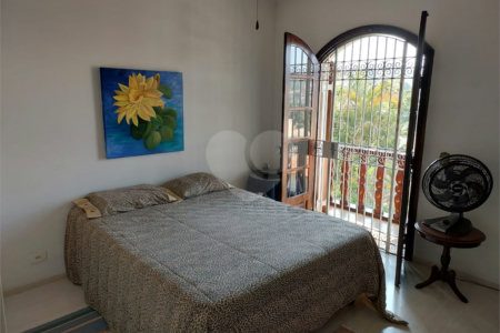Sobrado à venda com 4 suítes em Vila Inah, São Paulo, SP