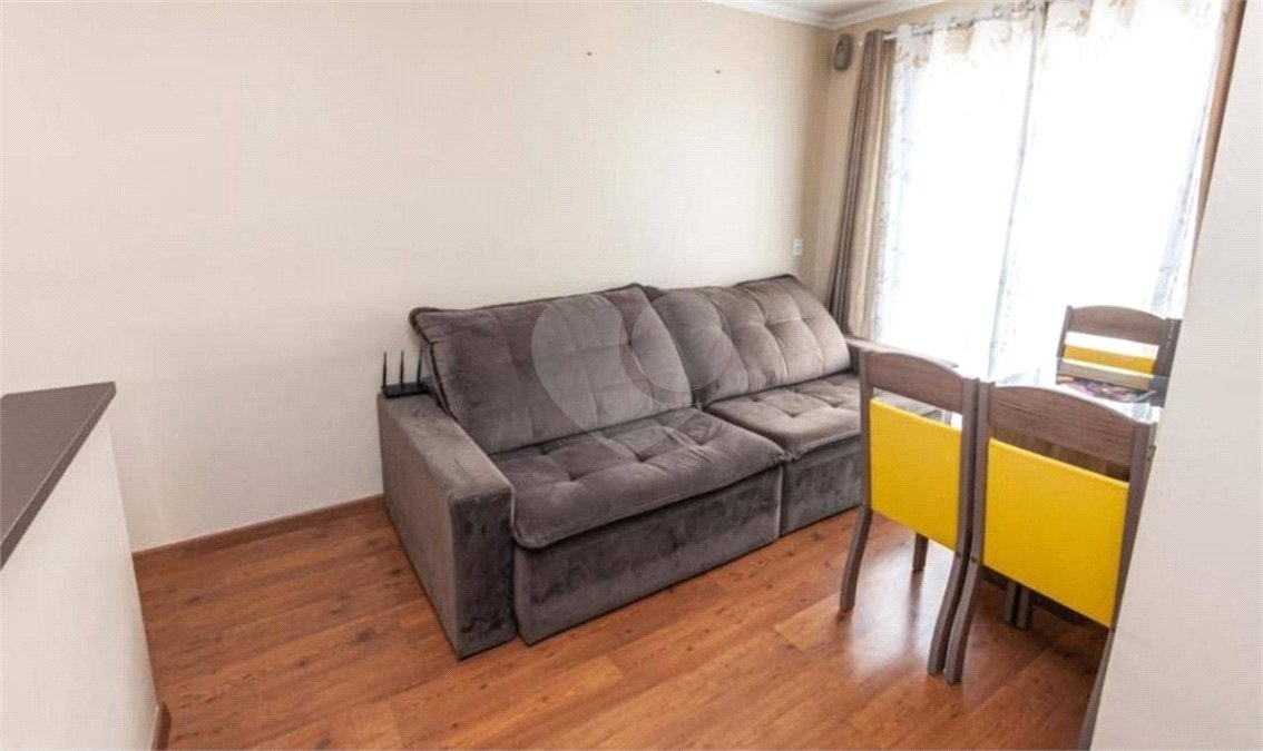 Apartamento à venda com 2 quartos em Jardim Ísis, Cotia, SP