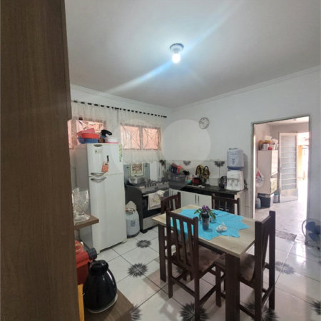 Casa à venda com 3 quartos em Jardim Saira, Sorocaba, SP