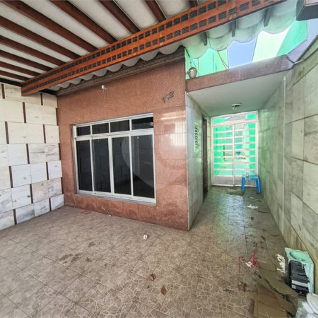 Sobrado à venda com 3 quartos em Chora Menino, São Paulo, SP