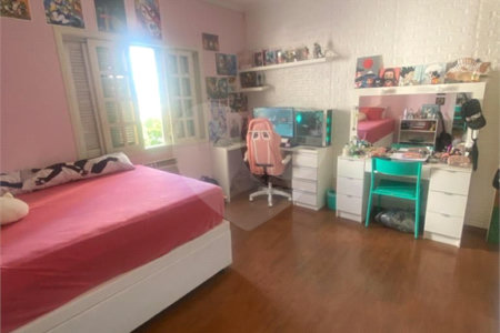 Sobrado à venda com 3 quartos, sendo 1 suíte, em Jardim São Paulo(zona Norte), São Paulo, SP