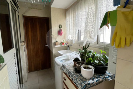 Apartamento à venda com 3 quartos, sendo 1 suíte, em Jardim Londrina, São Paulo, SP
