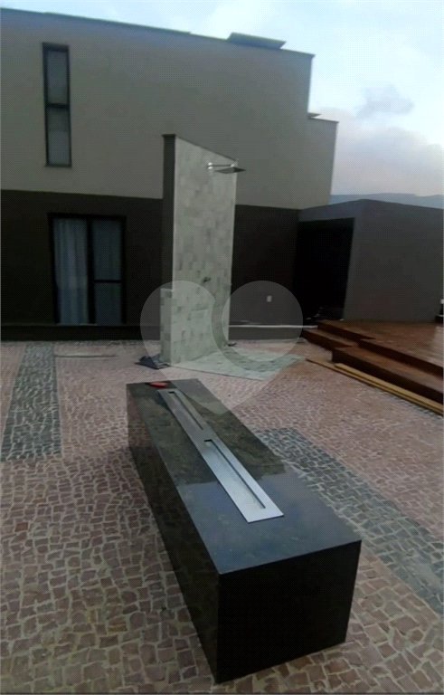 Casa à venda com 3 suítes no condomínio La Reserva Residencial, Atibaia - SP