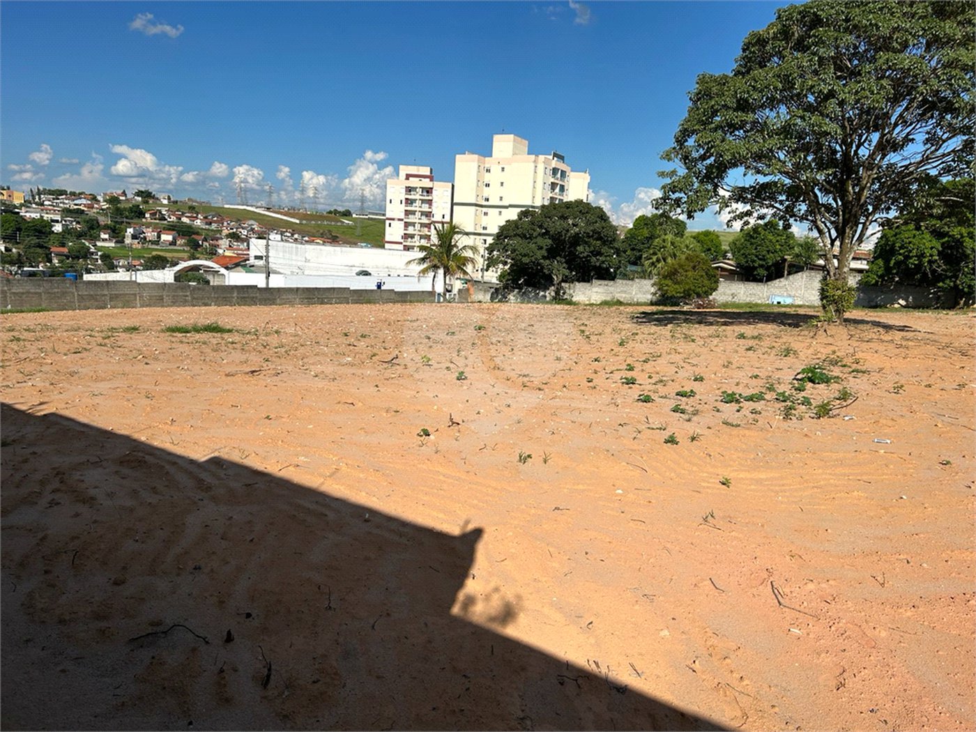 Terreno à venda em Granjas Santa Terezinha, Taubaté, SP