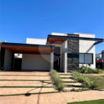 Casa à venda com 3 suítes em Residencial Village Damha III, Araraquara, SP