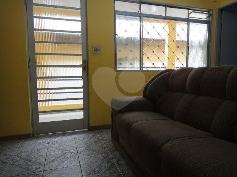 Casa à venda com 3 quartos, sendo 2 suítes, em Jardim Taboão, São Paulo, SP