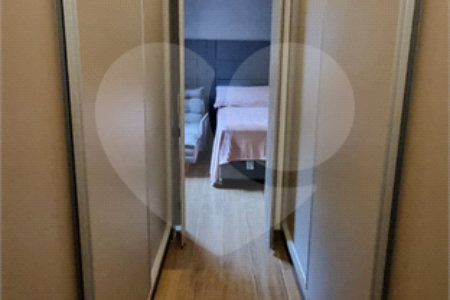 Casa à venda com 3 quartos, sendo 1 suíte, no condomínio Villas Mabel, Ribeirão Preto - SP