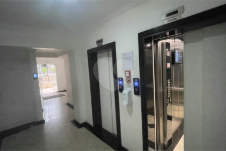 Apartamento à venda com 3 quartos em Jardim Monte Alegre, São Paulo, SP
