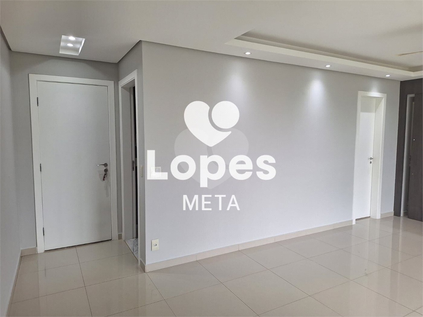 Apartamento à venda com 3 quartos, sendo 1 suíte, em Vila Industrial, São José dos Campos, SP