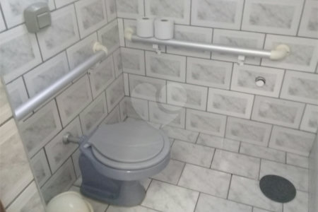 Sobrado à venda com 4 quartos, sendo 2 suítes,  em Jardim Regina, Indaiatuba, SP