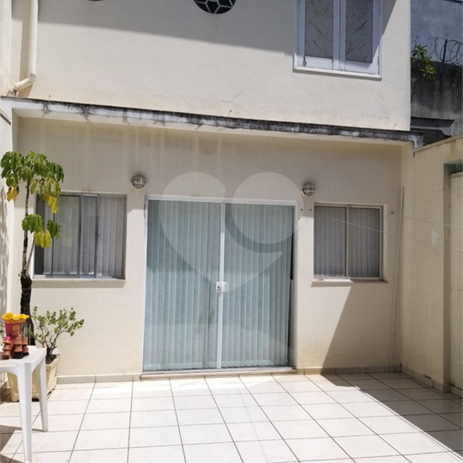 Sobrado à venda com 3 quartos, sendo 1 suíte, em Vila Paulista, São Paulo, SP
