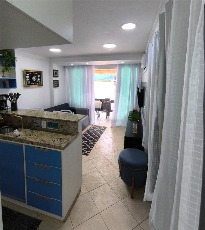 Apartamento à venda com 1 suíte em Ponta da Cruz, Angra dos Reis, RJ