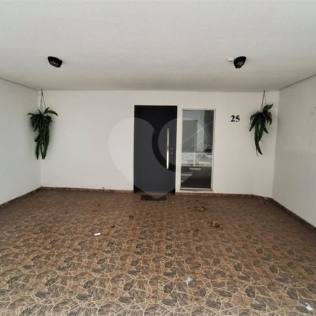 Casa à venda com 2 quartos, sendo 1 suíte, no condomínio Firenze, Sorocaba - SP