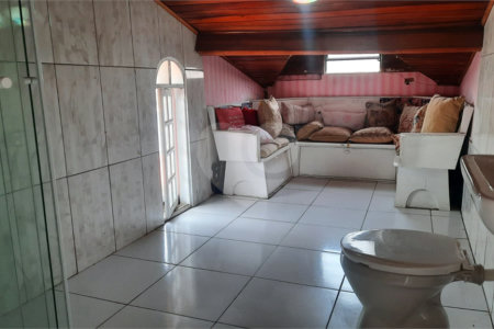 Sobrado para alugar com 3 quartos, sendo 2 suítes, em Interlagos, São Paulo, SP