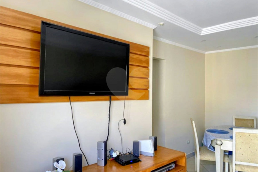 Apartamento à venda com 3 quartos, sendo 1 suíte, em Jardim Leonor Mendes de Barros, São Paulo, SP
