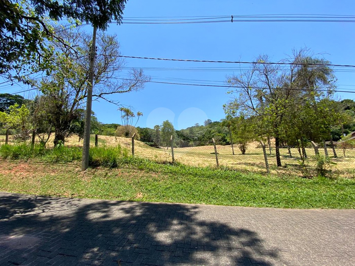 Terreno à venda no condomínio Vale da Santa Fé, Vinhedo - SP