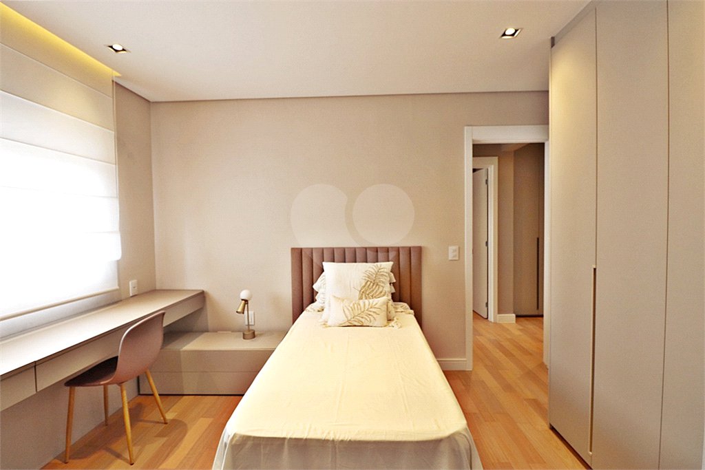 Apartamento à venda com 4 quartos, sendo 2 suítes, em Santana, São Paulo, SP
