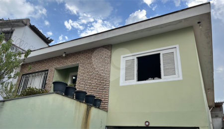 Casa Térrea à venda com 4 quartos, sendo 1 suíte, em Tremembé, São Paulo, SP