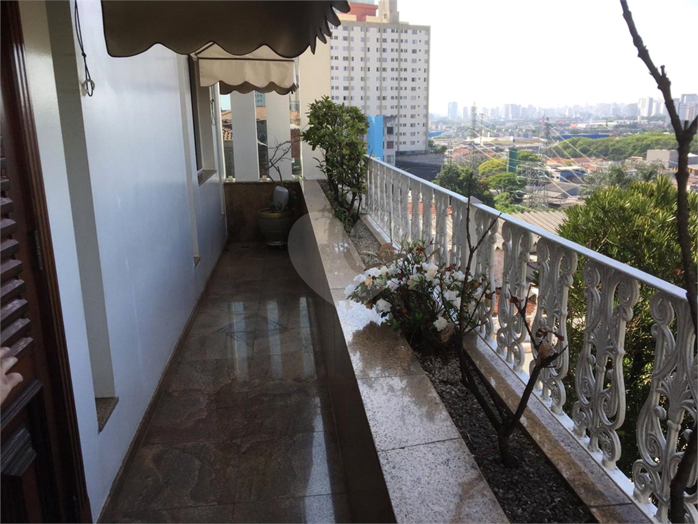 Sobrado à venda ou para alugar com 5 quartos, sendo 1 suíte, em Freguesia do Ó, São Paulo, SP