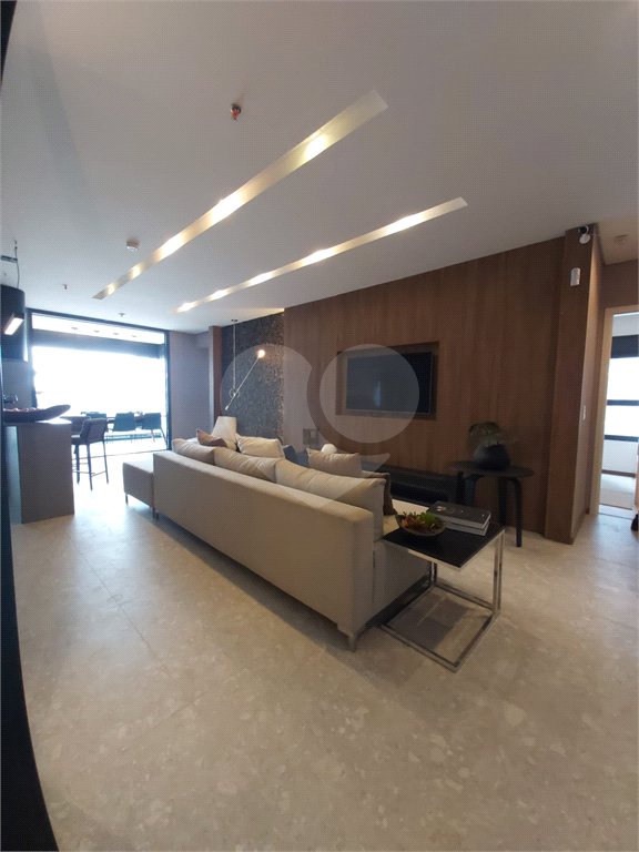 Apartamento à venda com 3 suítes em Jardim das Acácias, São Paulo, SP