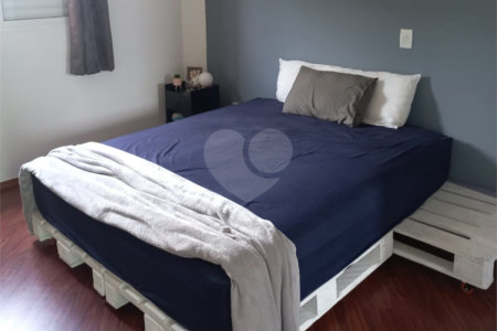Casa à venda com 3 quartos, sendo 1 suíte,  em Parque São Domingos, São Paulo, SP