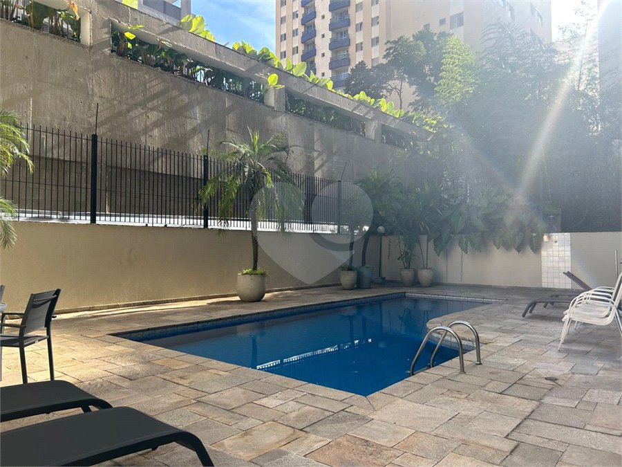 Apartamento à venda com 4 quartos, sendo 2 suítes, em Pinheiros, São Paulo, SP